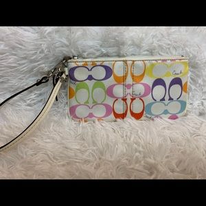 Wristlet